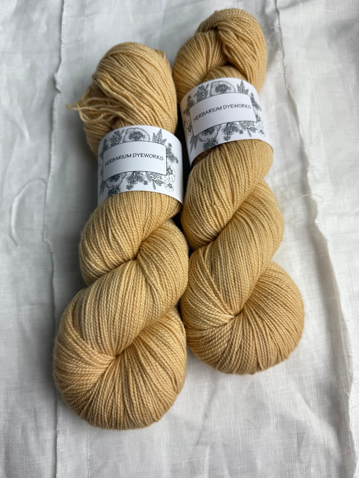 HERBARIUM DYEWORKS - MERINO TWIST 4PLY/FINGERING 100G