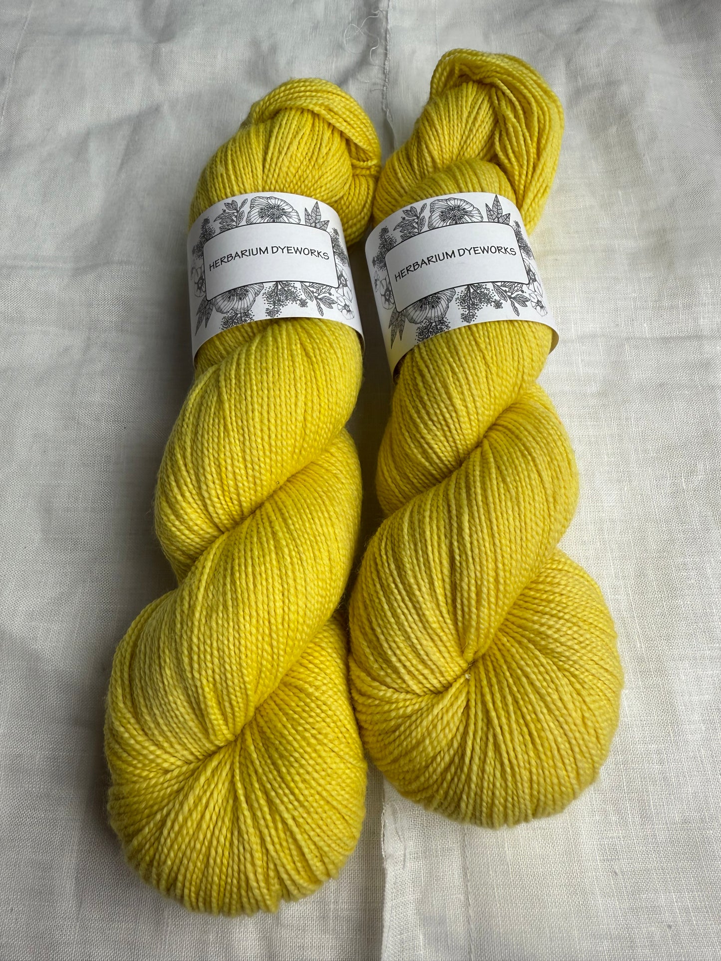 HERBARIUM DYEWORKS - MERINO TWIST 4PLY/FINGERING 100G