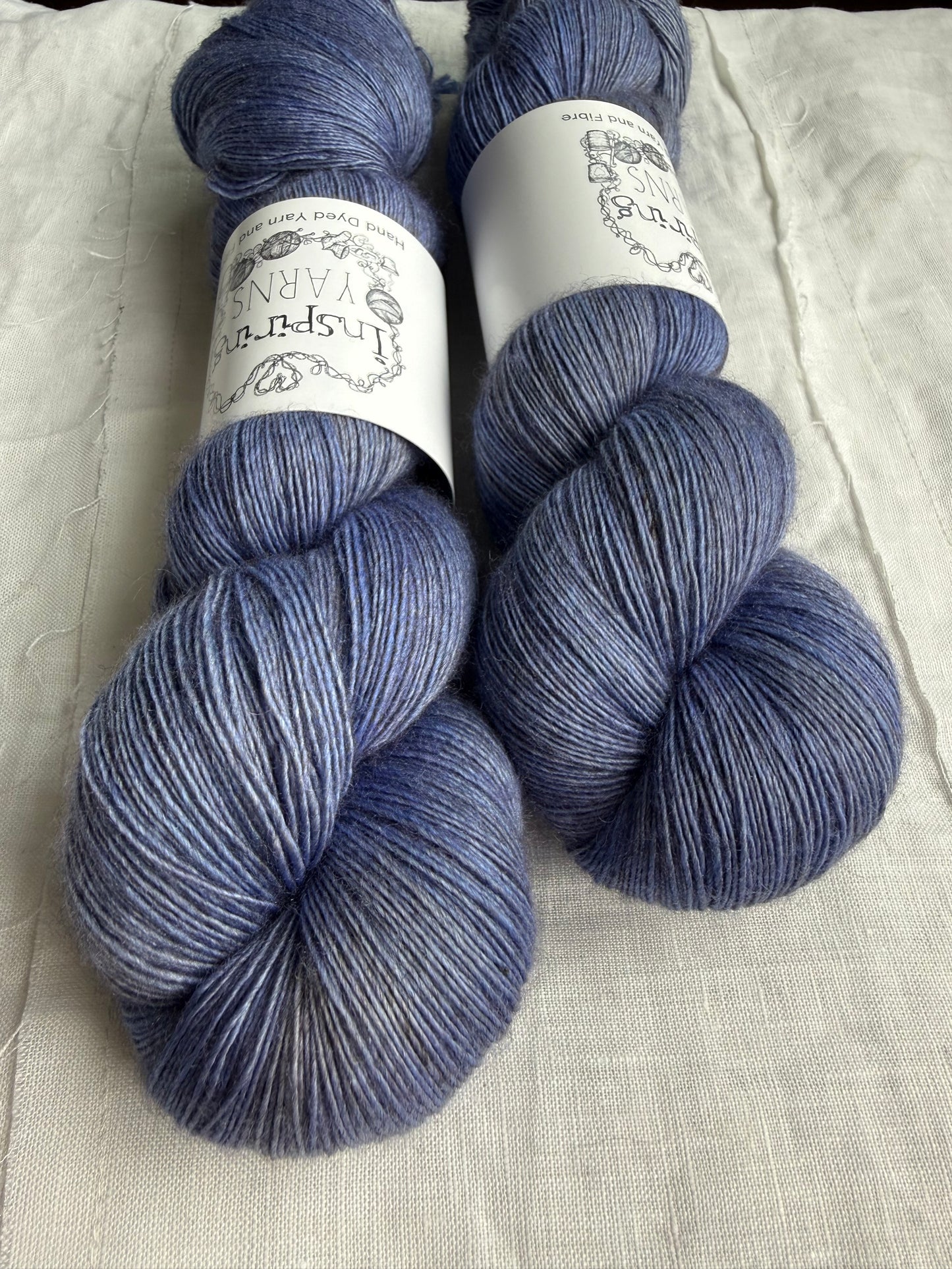 MOONSTONE - YAK SINGLES LACE 100G