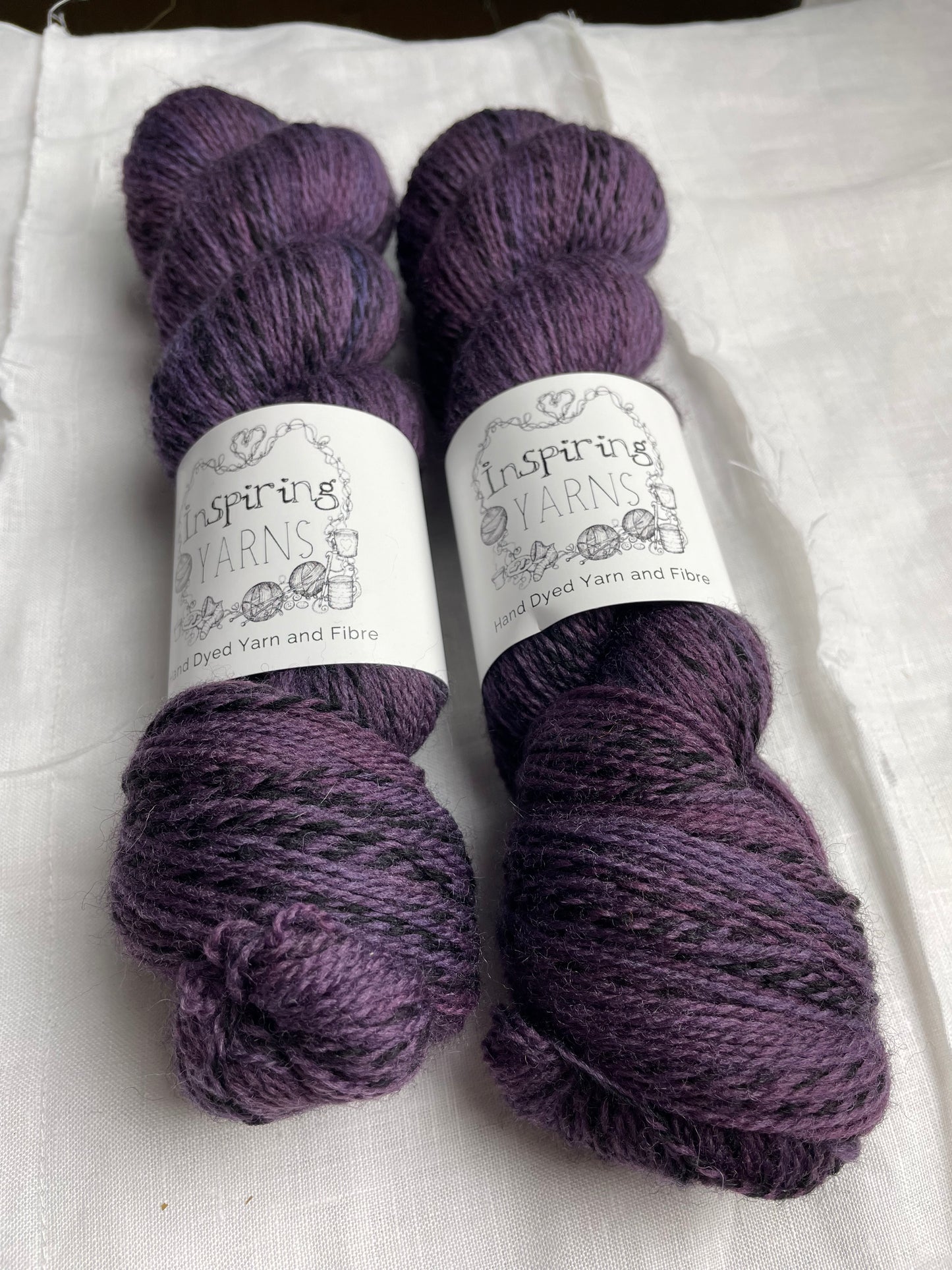 ÚNA - ZEBRA HIGHLAND 4PLY 100G