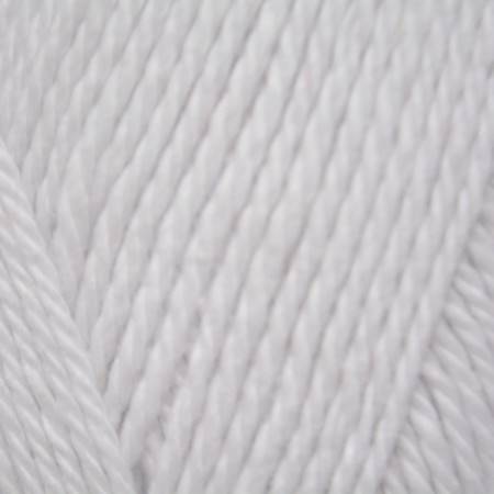 close up of a white yarn strands.