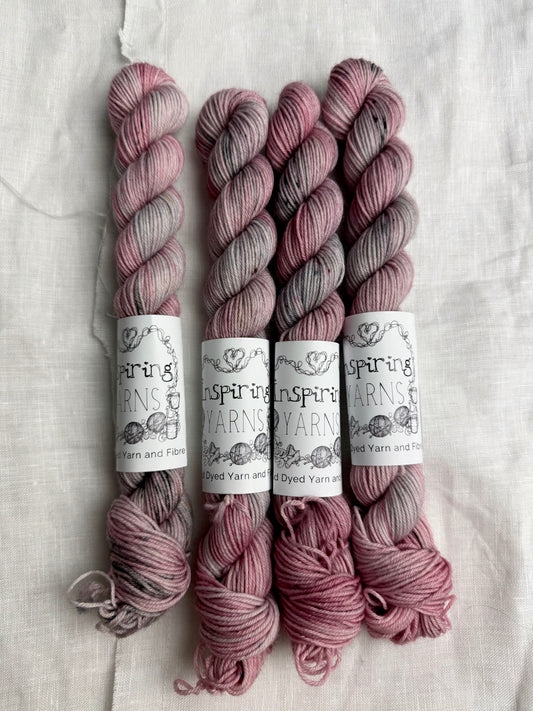 ETHEREAL - MERINO SMOOTH SOCK 20G MINI