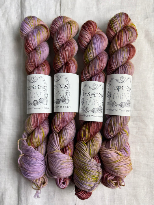 BEE ORCHID - MERINO SMOOTH SOCK 50G