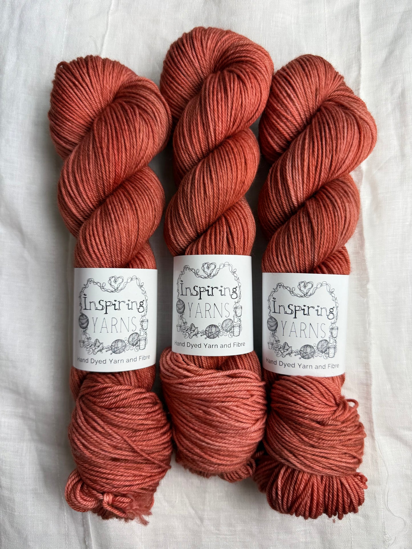 LUGHNASADH - MERINO SMOOTH DK 100G