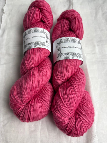 HERBARIUM DYEWORKS - MERINO TWIST 4PLY/FINGERING 100G