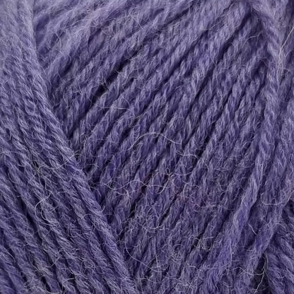 up close of lilac yarn.