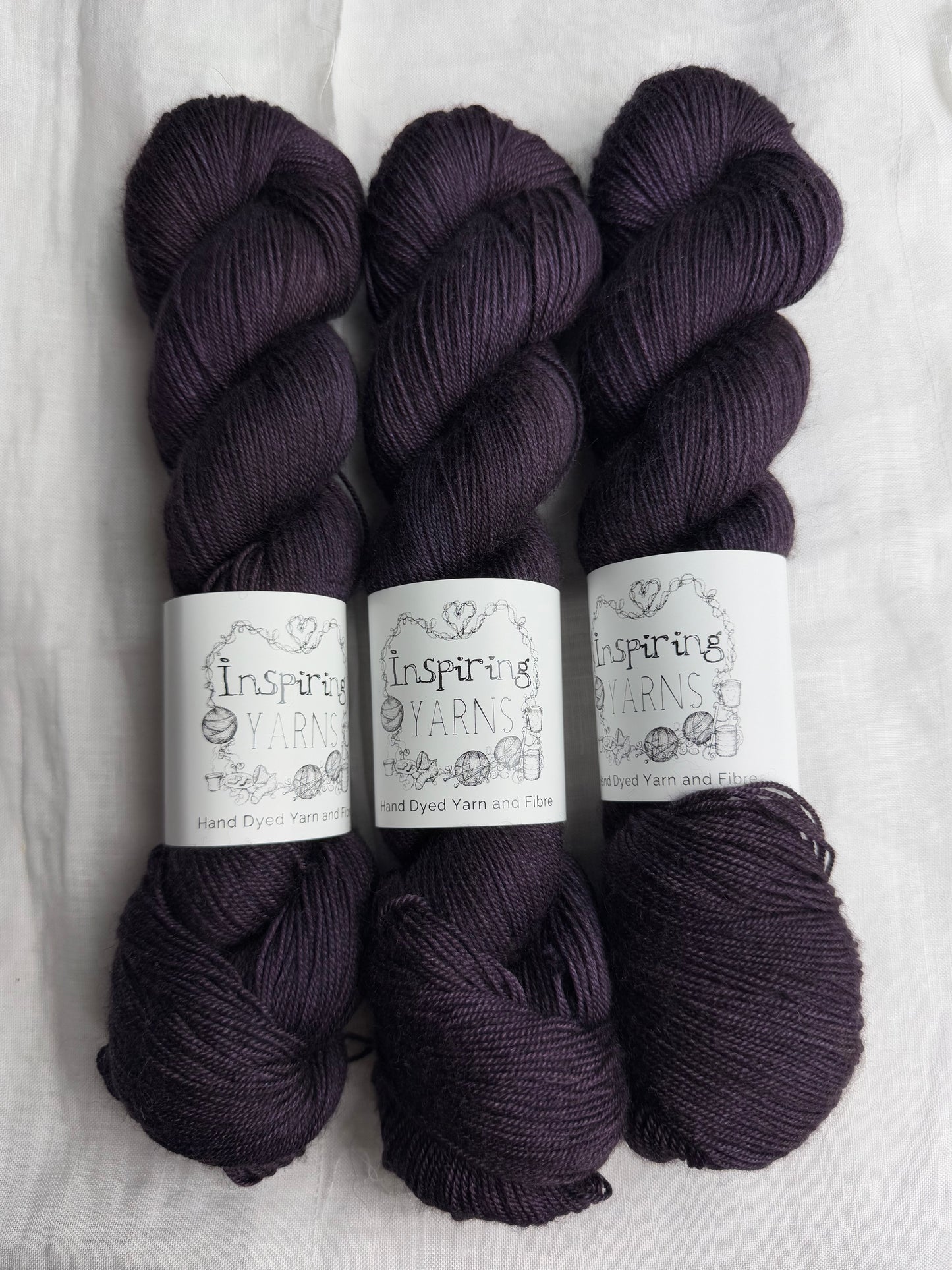ÚNA - YAK SILK 4PLY 100G