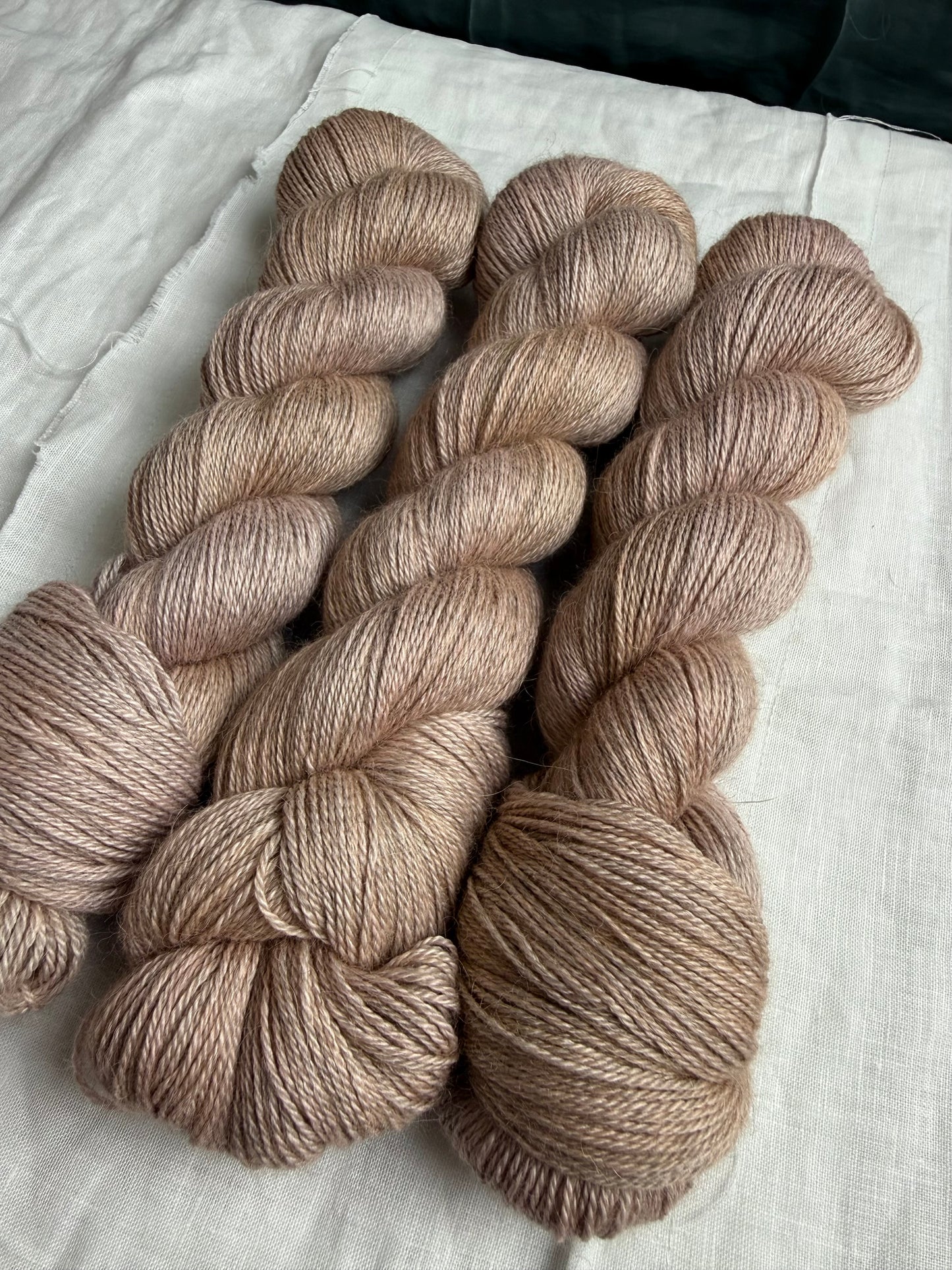 BELTANE - MIST 4PLY 100G