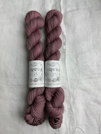 HEIRLOOM - MERINO SMOOTH SOCK 50G
