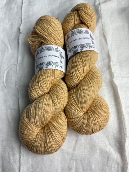 HERBARIUM DYEWORKS - MERINO TWIST 4PLY/FINGERING 100G