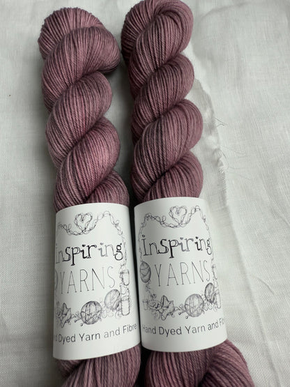 HEIRLOOM - MERINO SMOOTH SOCK 50G