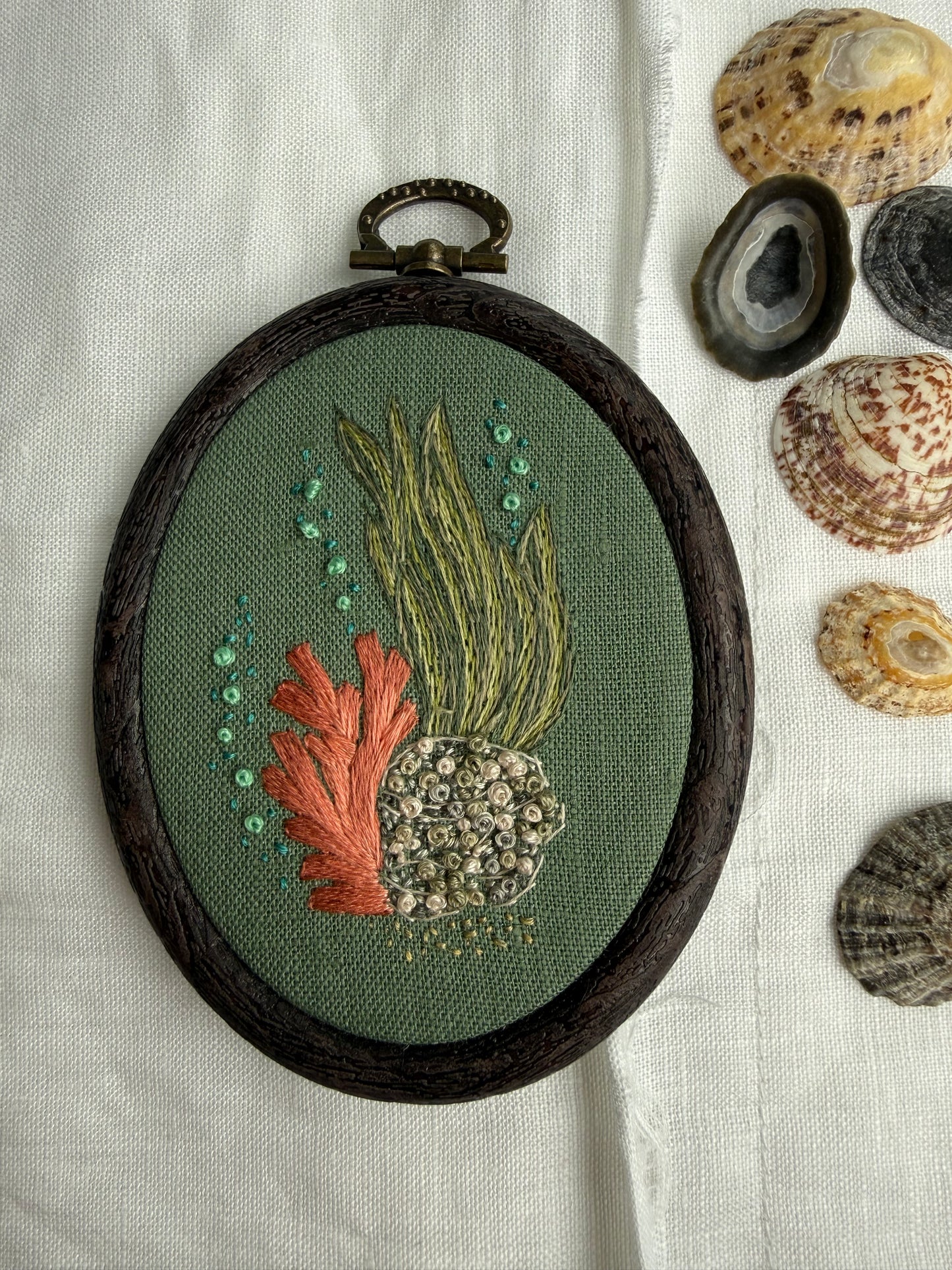 REEF -  INSPIRING YARNS MINI EMBROIDERY KIT