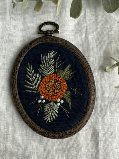 CLEMENTINE - INSPIRING YARNS MINI EMBROIDERY KIT