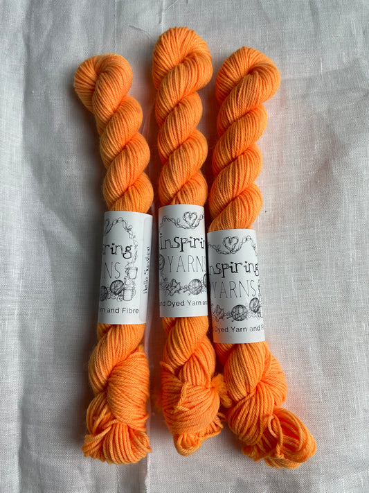 HELLO SUNSHINE - MERINO SMOOTH SOCK 20G MINI
