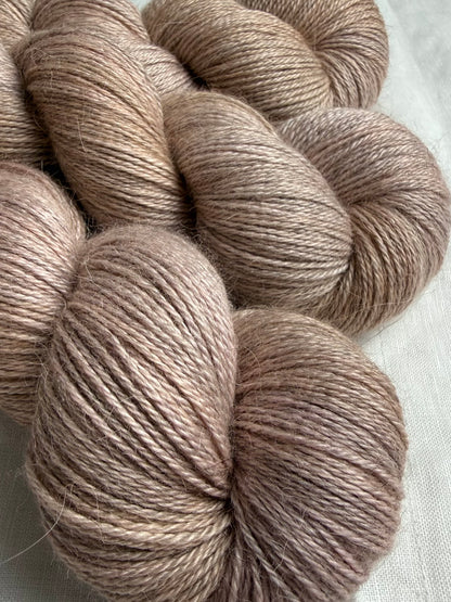 BELTANE - MIST 4PLY 100G