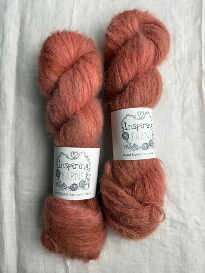 LUGHNASADH - BRUSHED SURI 4PLY 100G