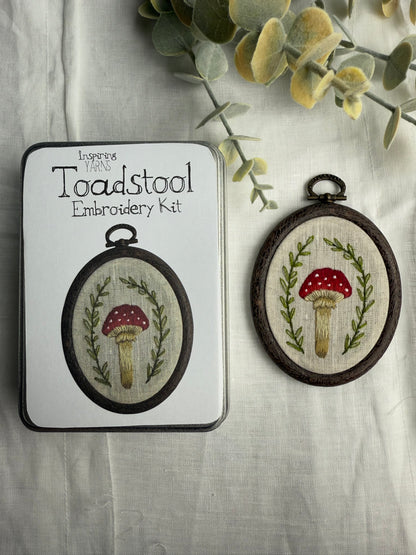 TOADSTOOL - INSPIRING YARNS MINI EMBROIDERY KIT