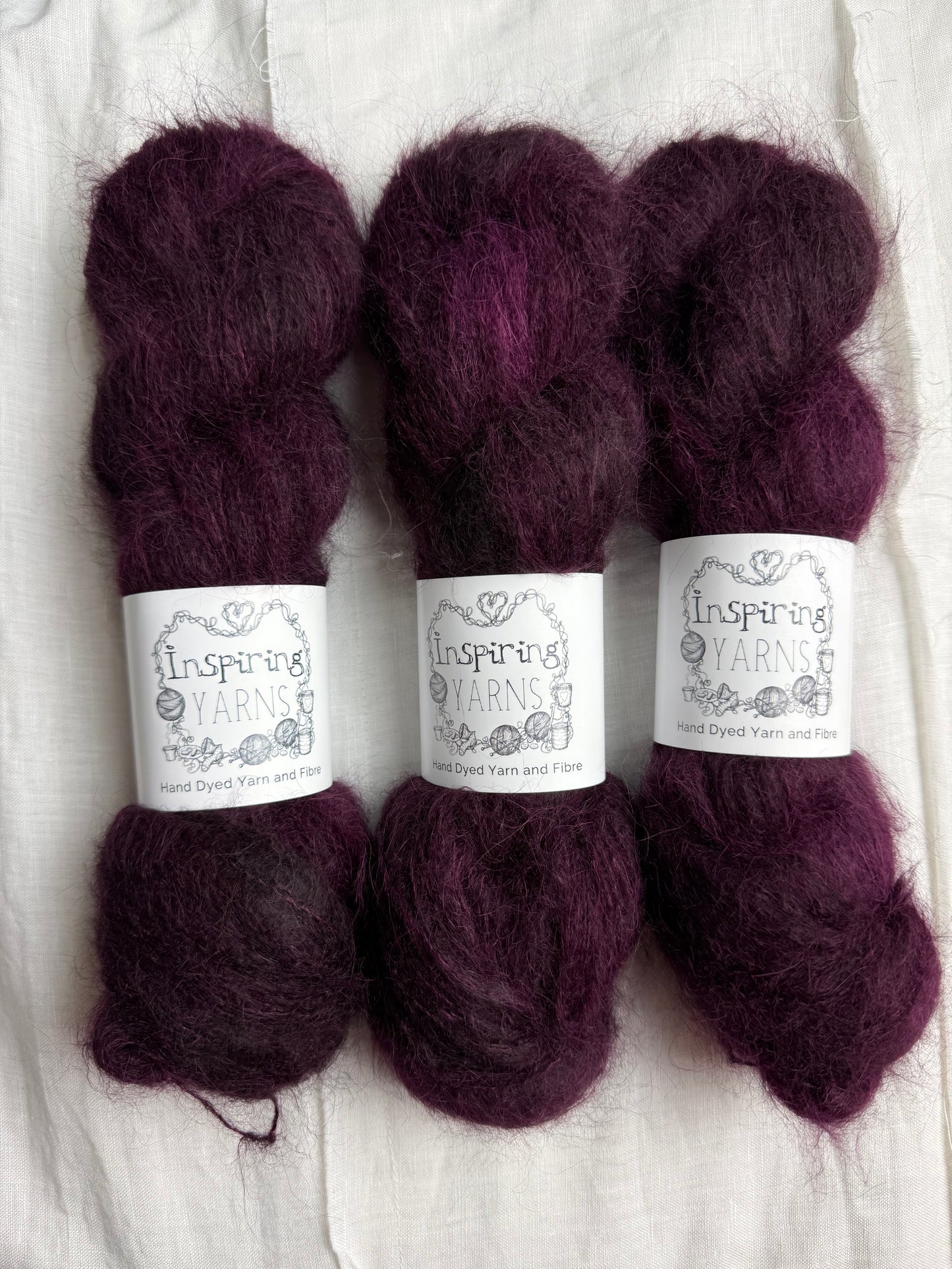 BLACKCURRANT JAM - BRUSHED SURI 4PLY 100G