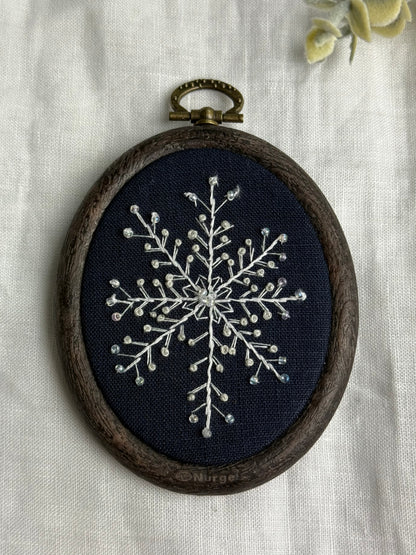 SNOWFLAKE - INSPIRING YARNS MINI EMBROIDERY KIT