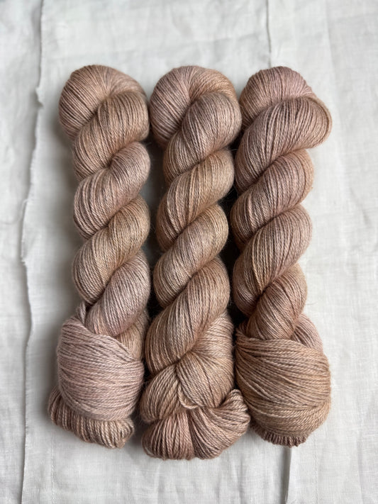 BELTANE - MIST 4PLY 100G