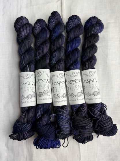 SAMANTHA - MERINO SMOOTH SOCK 20G MINI - ROGUE BATCH