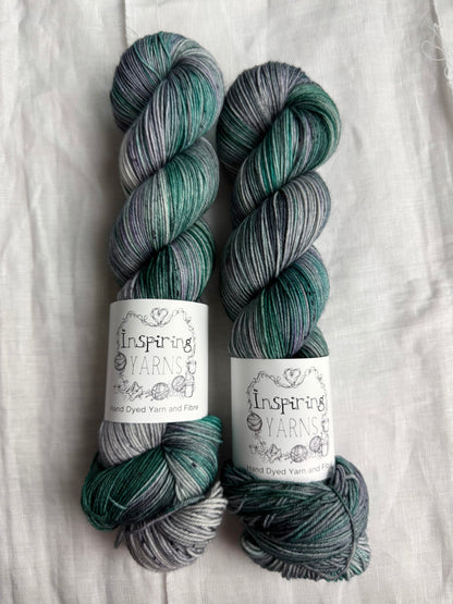 MAUD - MERINO SMOOTH SOCK 100G - ROGUE BATCH