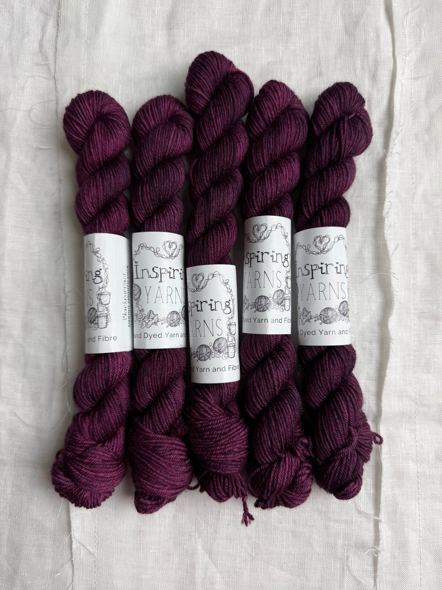 BLACKCURRANT - MERINO SMOOTH SOCK 20G MINI - ROGUE BATCH