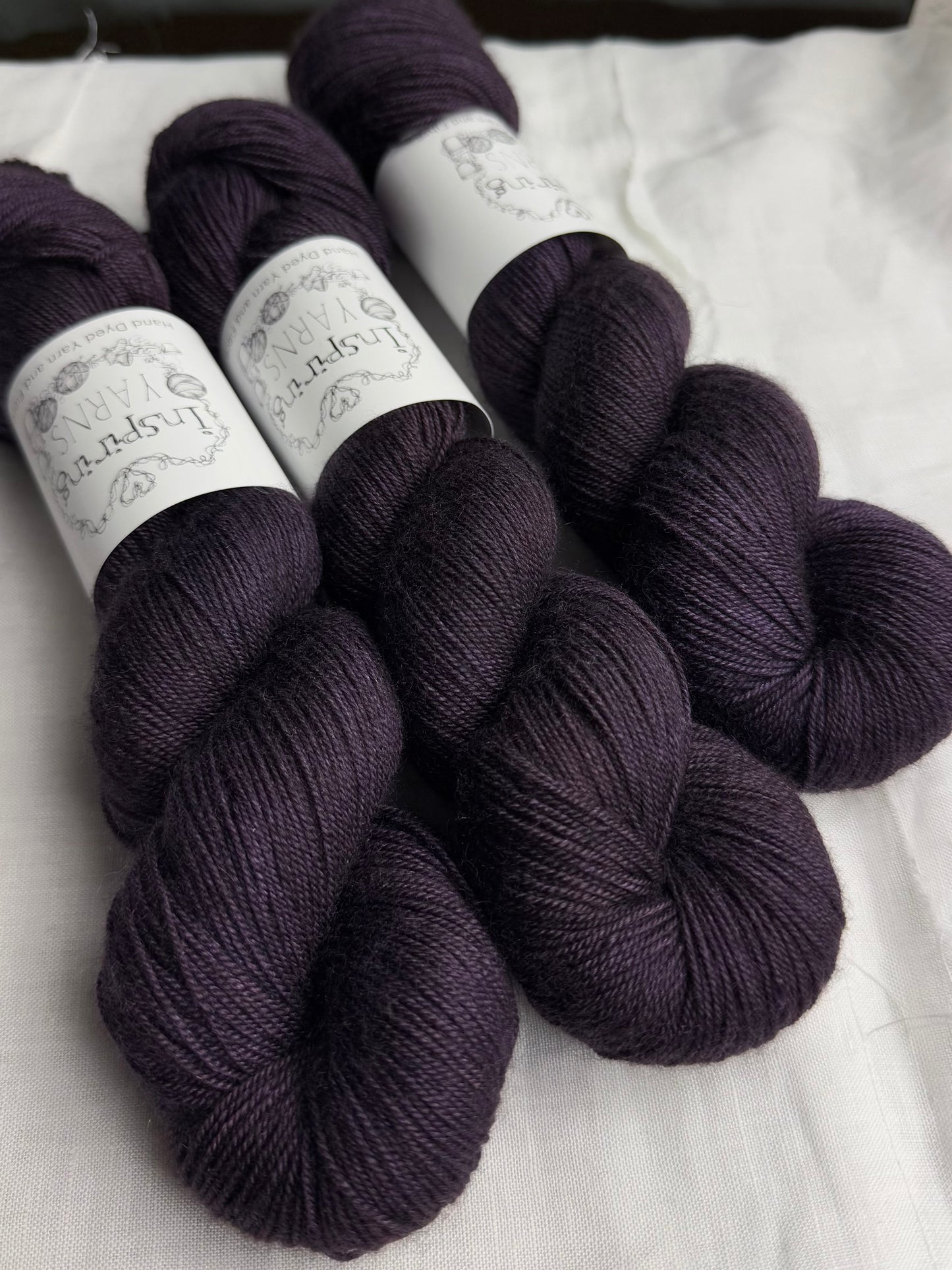 ÚNA - YAK SILK 4PLY 100G