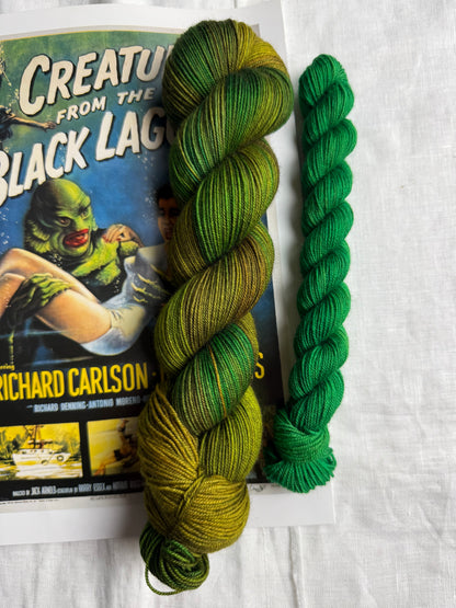 CREATURE FEATURE - MERINO SMOOTH SOCK 120G SOCK SET
