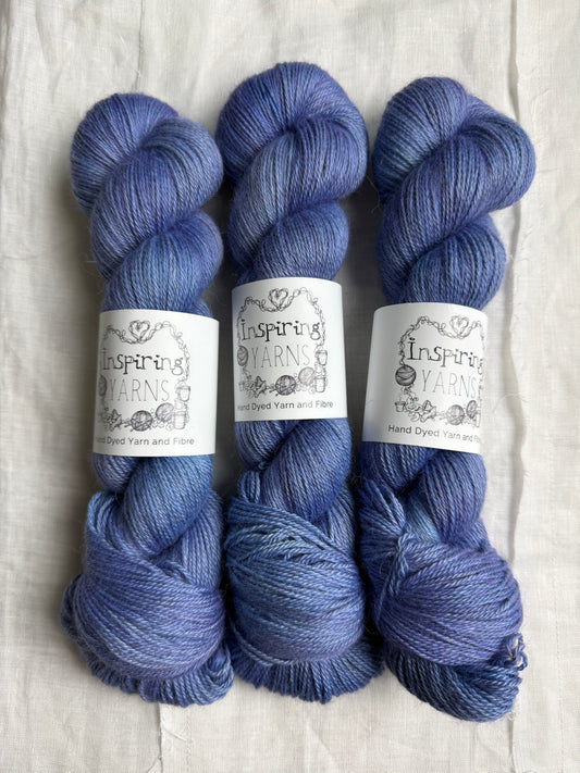 MOONSTONE - MIST 4PLY 100G