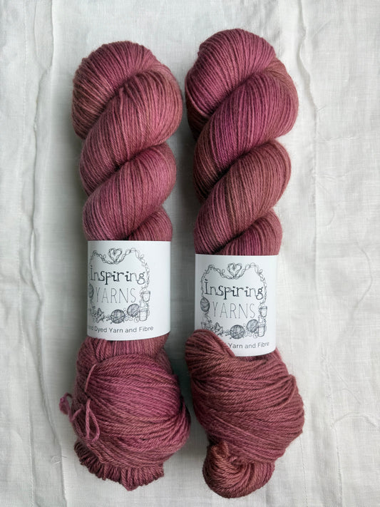 WILD ROSE - HIGHLAND 4PLY