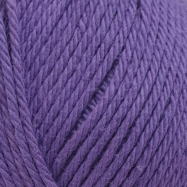 close up of light lilac yarn. 